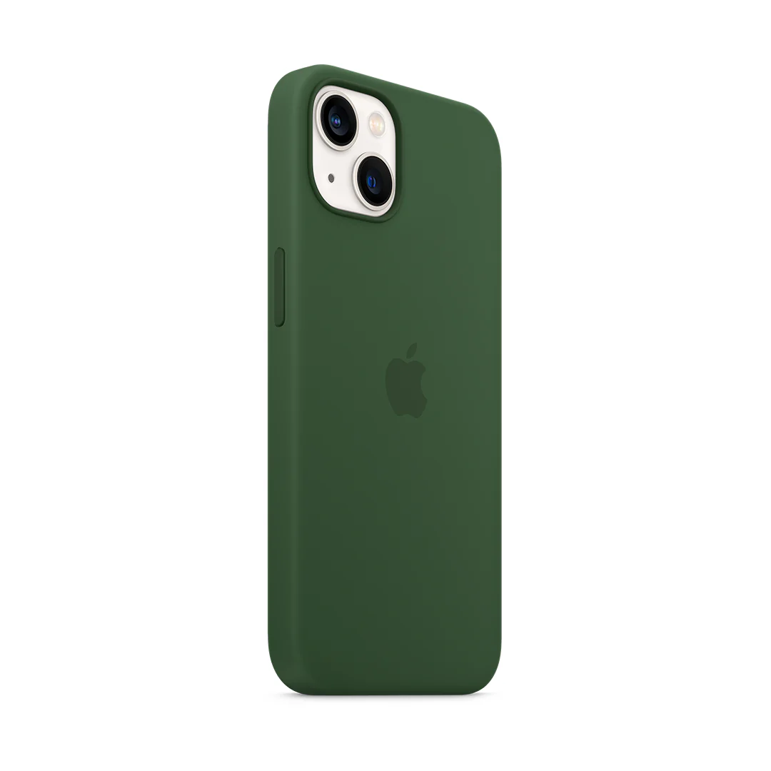 Apple iPhone 13 Silicone Case with MagSafe - Image 6