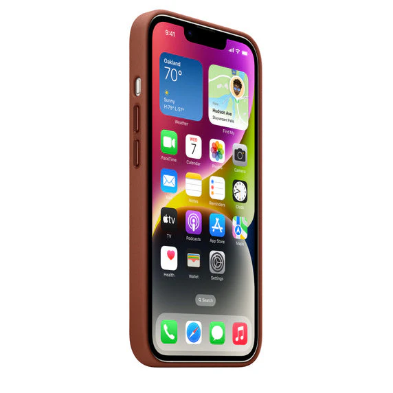 Apple Leather Case with MagSafe for iPhone 14 - Image 8