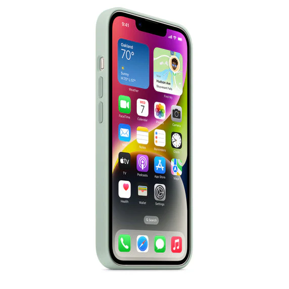Apple Silicone Case with MagSafe for iPhone 14 - Image 14