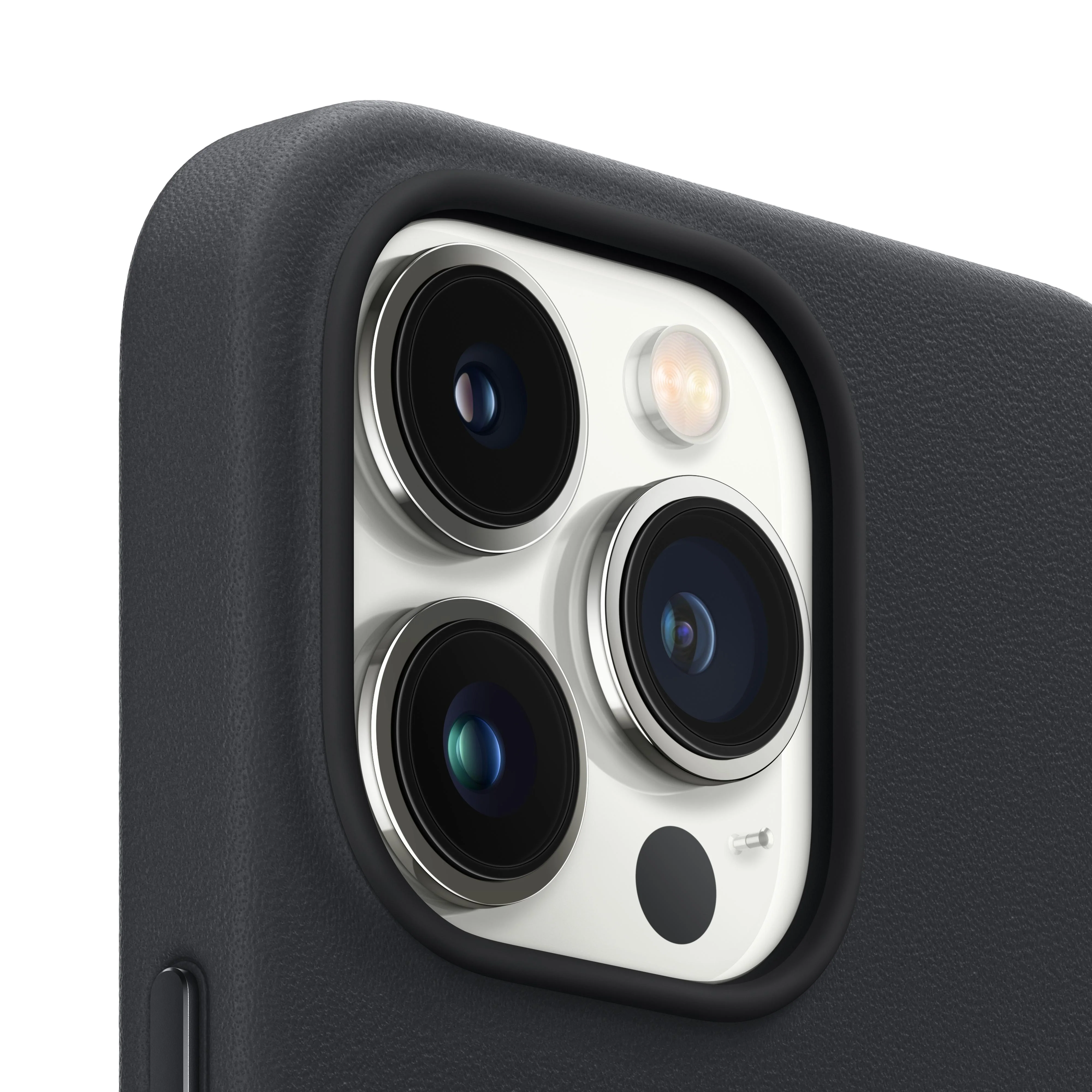 iPhone 13 Pro Leather Case with MagSafe - Midnight - Image 3