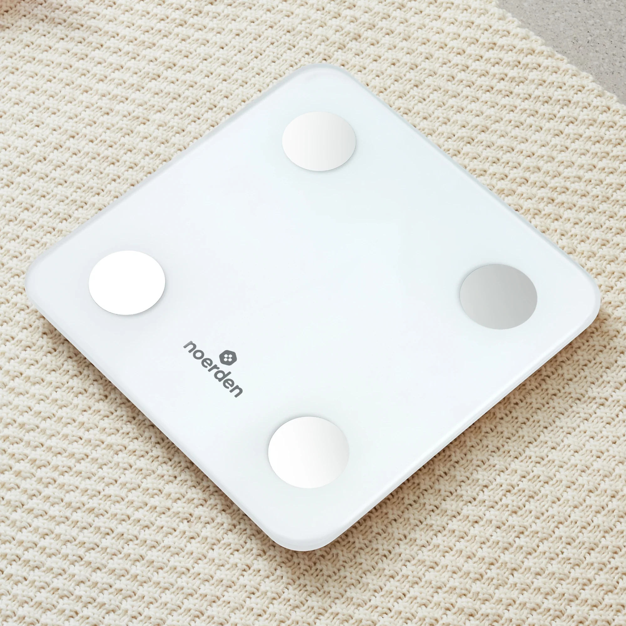 NOERDEN Minimi - White - Smart Body Scale - Bluetooth, LED Display, Tempered Glass, BIA Advanced Technology, 4 Precision sensors - Image 9