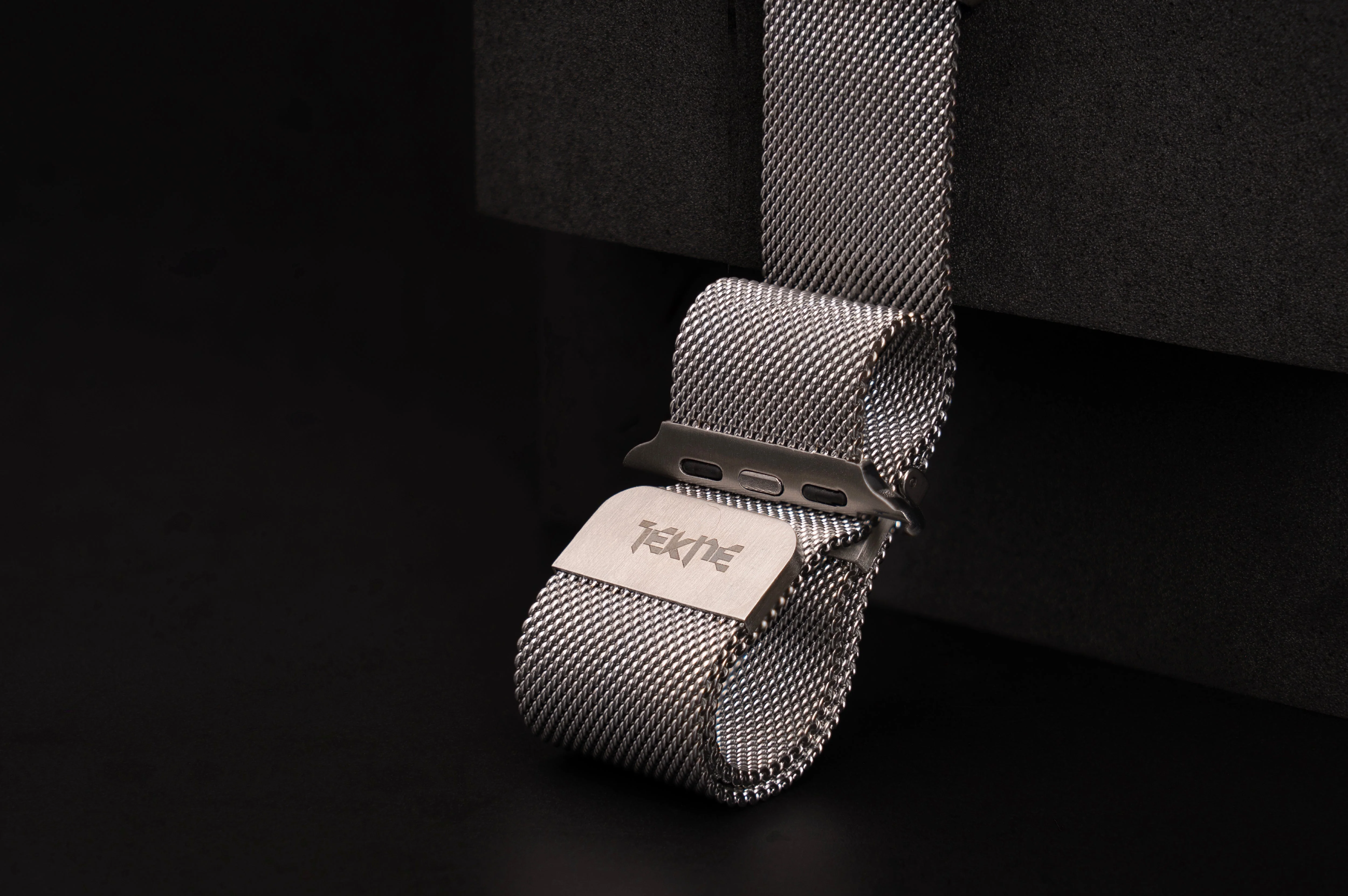 TEKNE Classic Milanese Band | Dual Magnet, Stainless Steel, Quick Attach Strap - Image 3