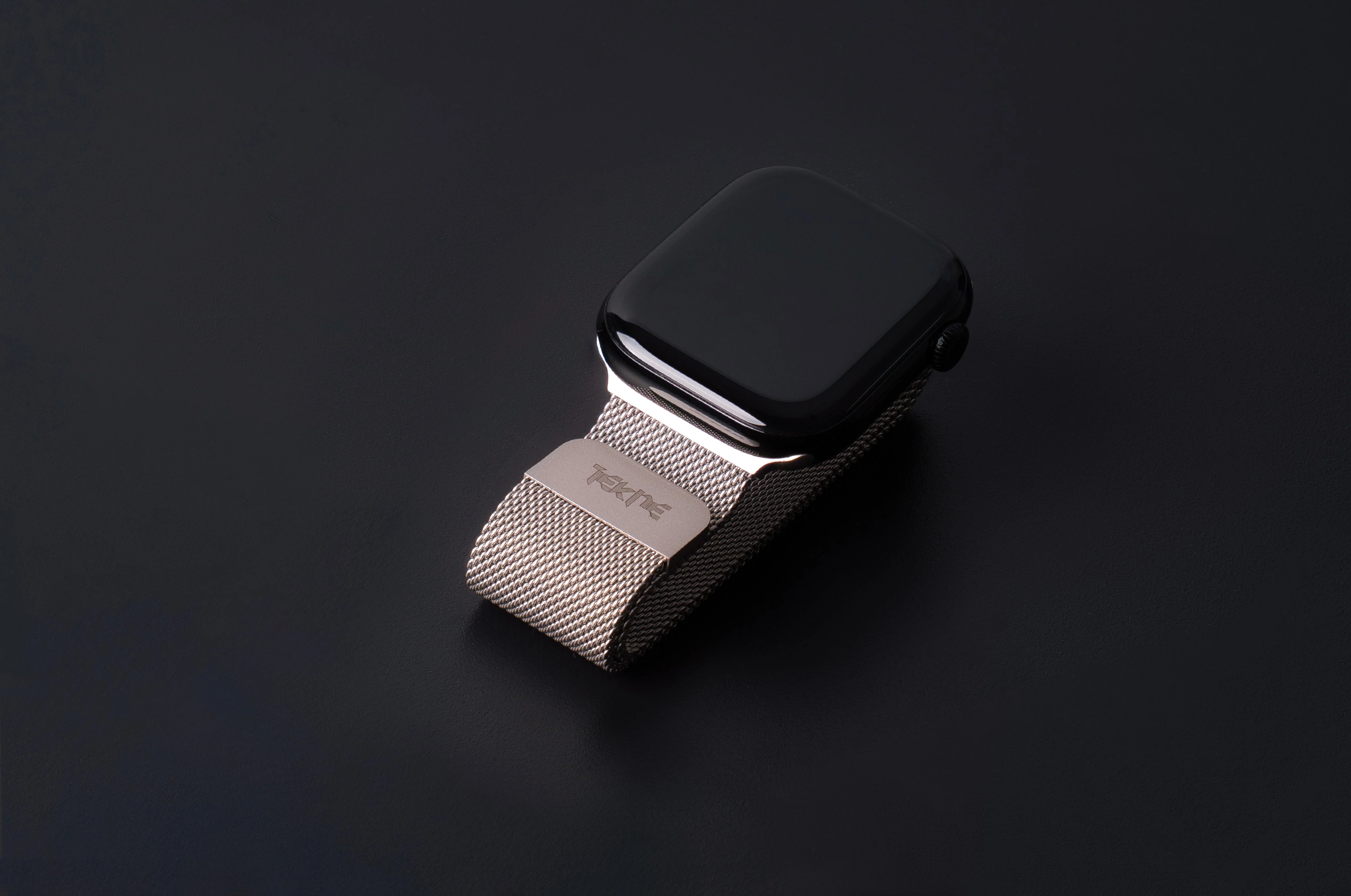 TEKNE Classic Milanese Band | Dual Magnet, Stainless Steel, Quick Attach Strap - Image 4