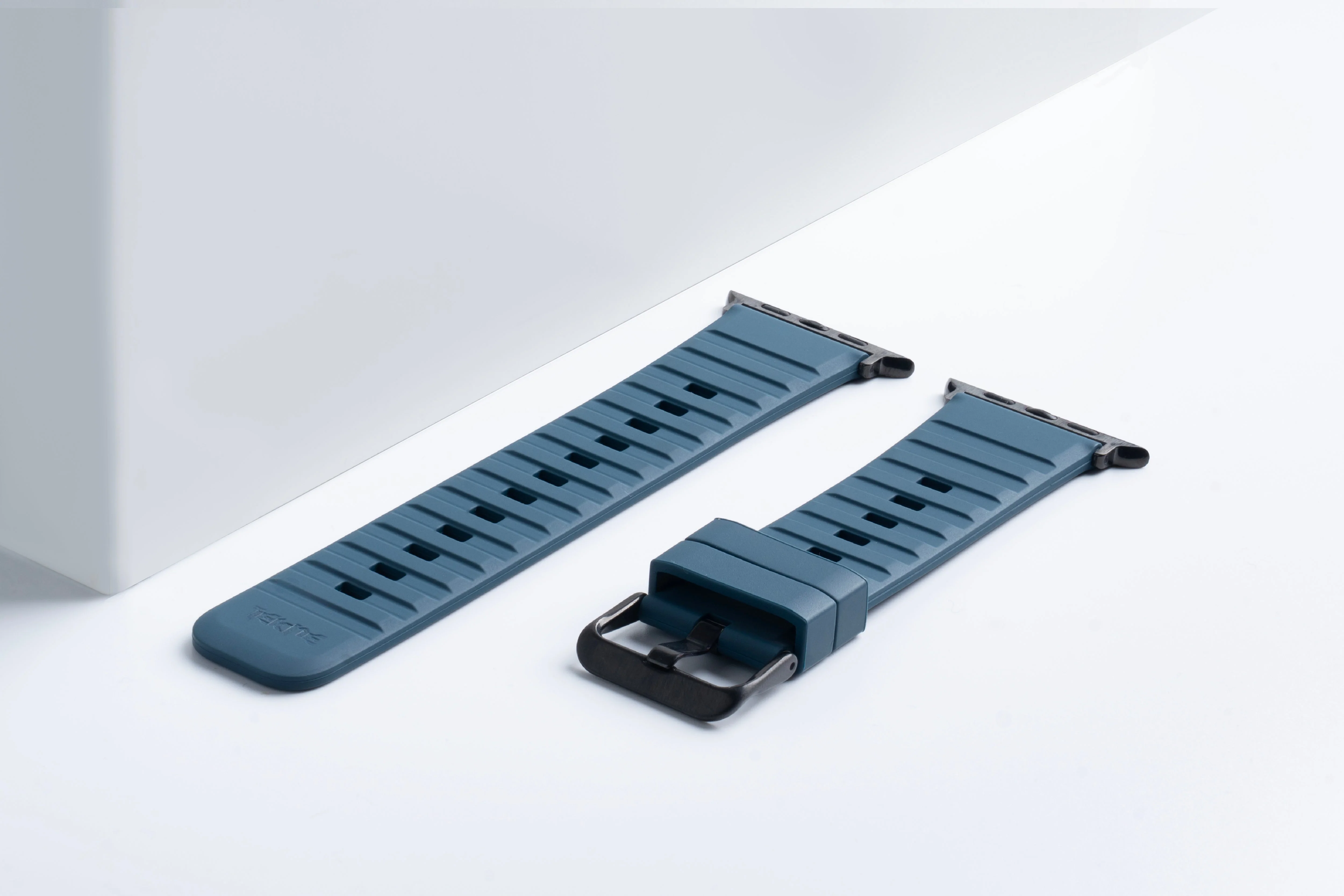 TEKNE Classic Silicone Sports Band | Lightweight, Breathable, Waterproof Strap   - Image 2