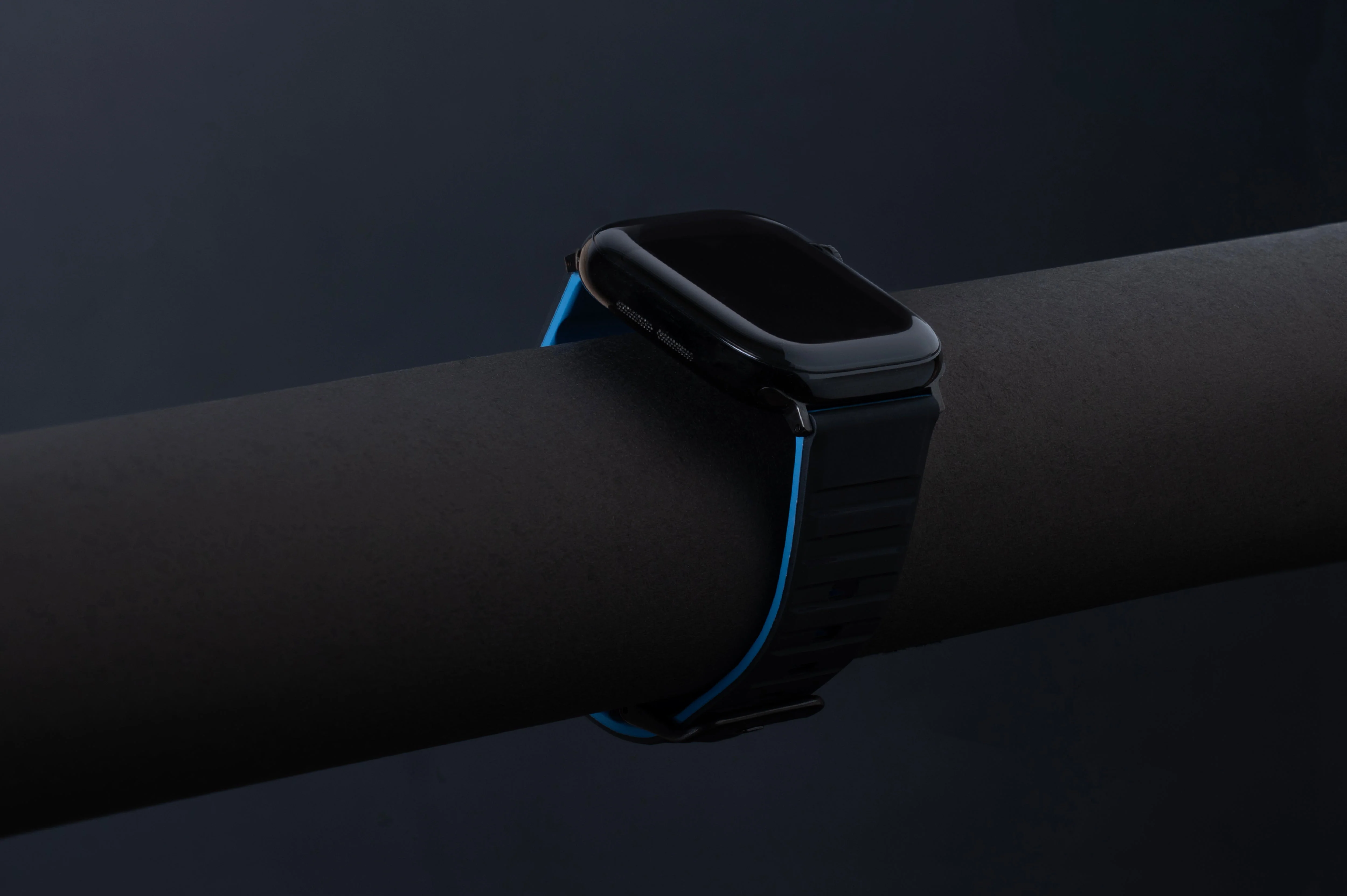 TEKNE Classic Silicone Sports Band | Lightweight, Breathable, Waterproof Strap   - Image 3
