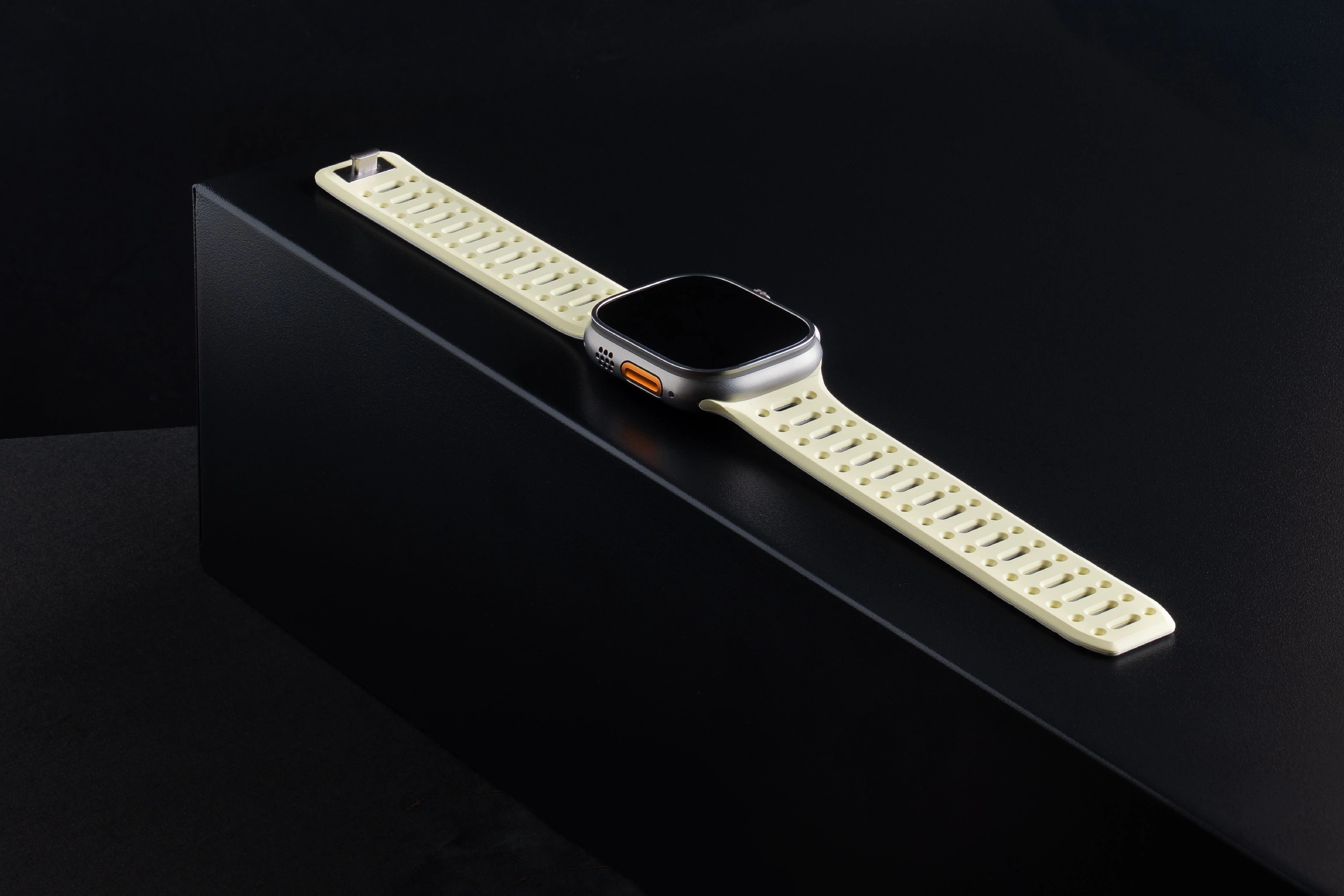 TEKNE Combat Silicone Band -Yellow-Grey - Image 7