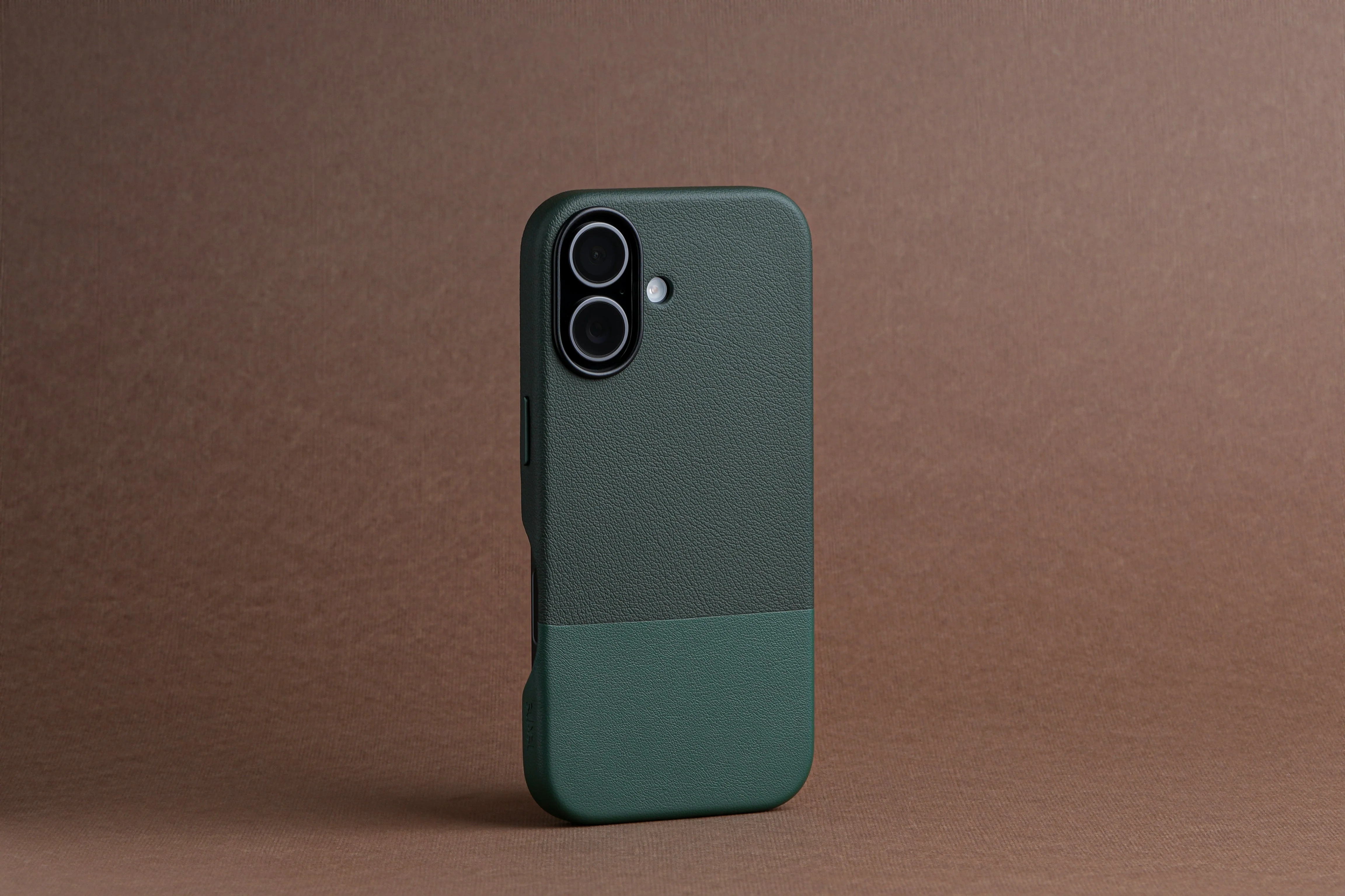 TEKNE DualTone Vegan Leather Case for iPhone 17-Green - Image 3