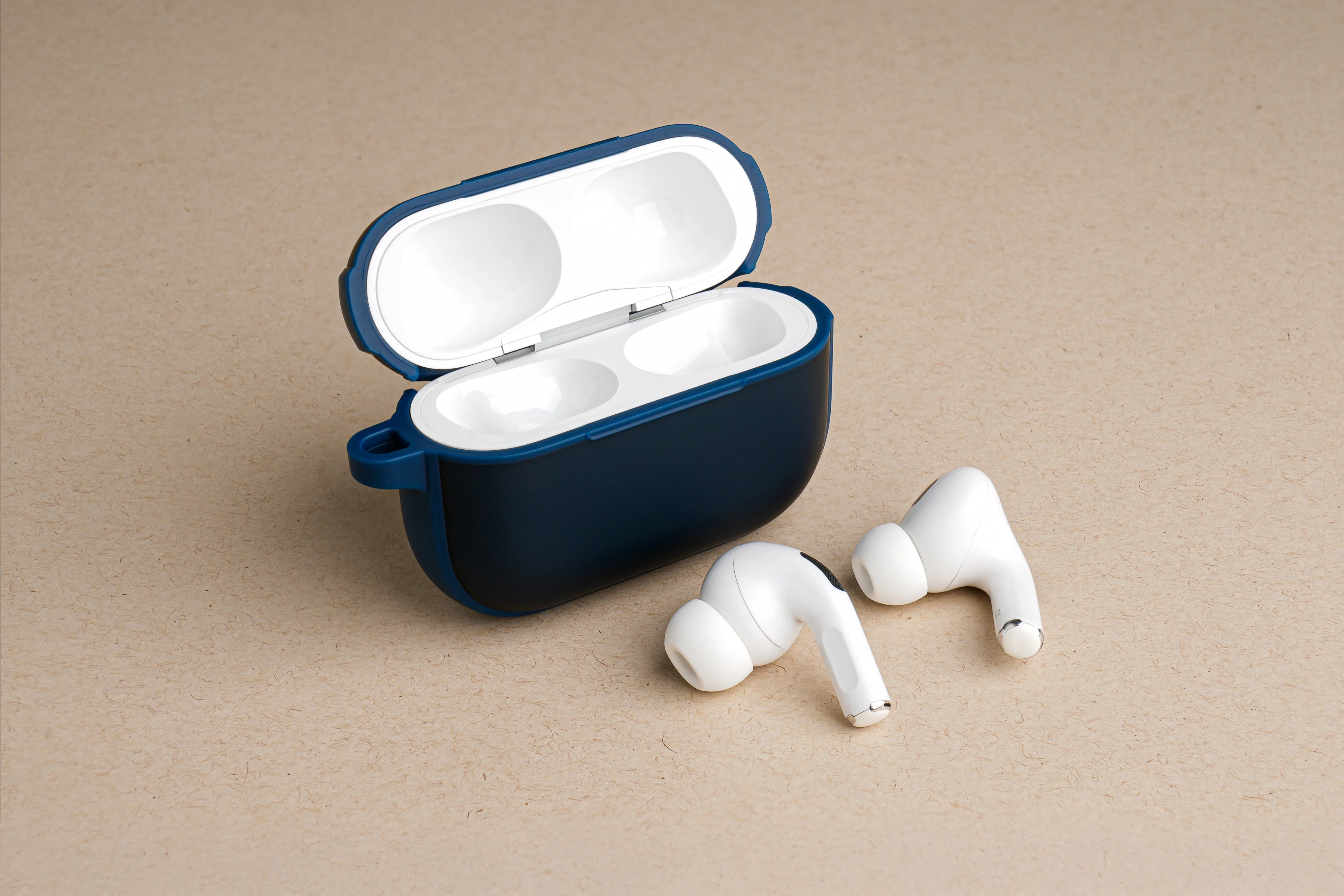 TEKNE Hybrid  shockproof case for Airpods-Blue - Image 5