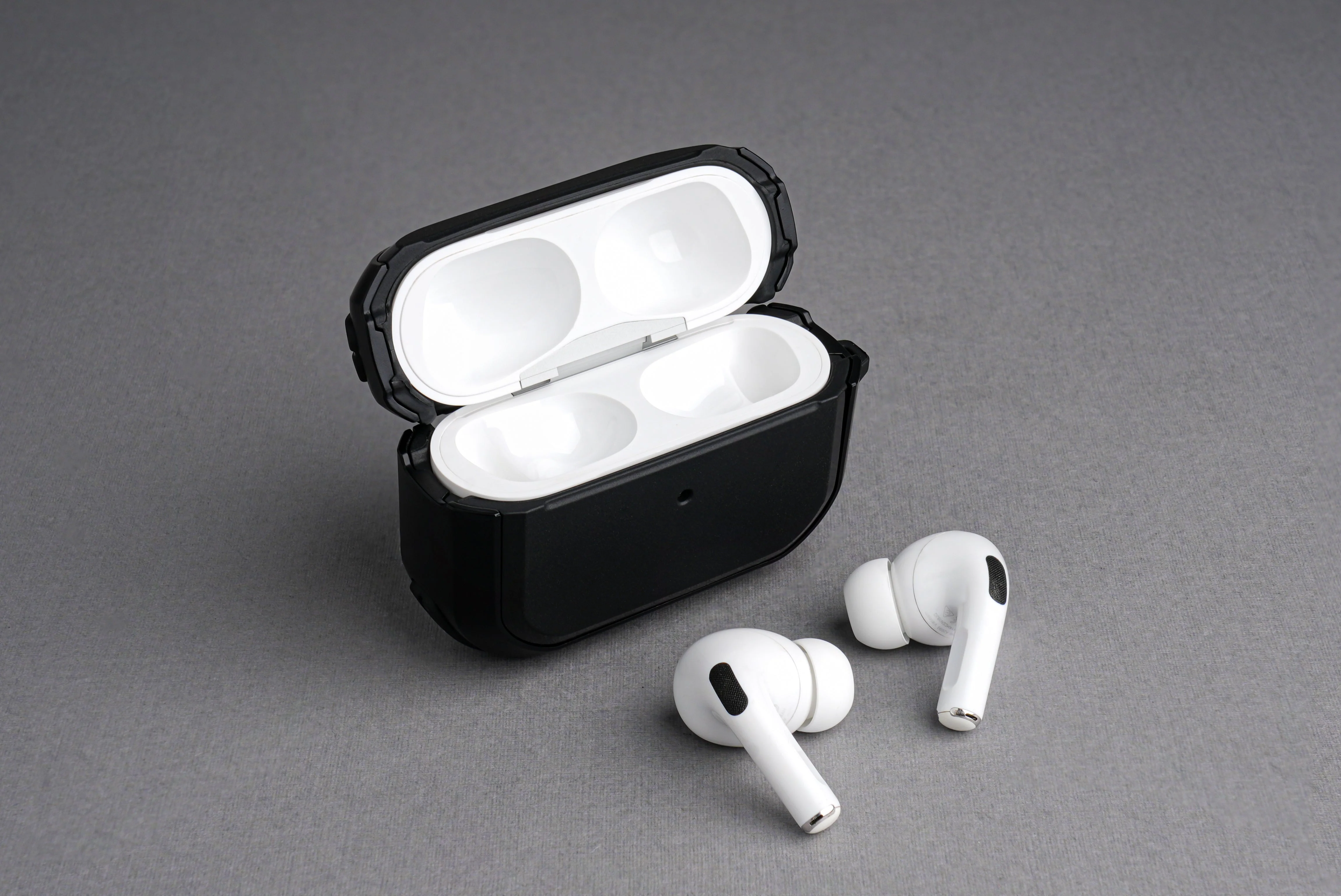 TEKNE Protective Case for Airpods-Black - Image 5