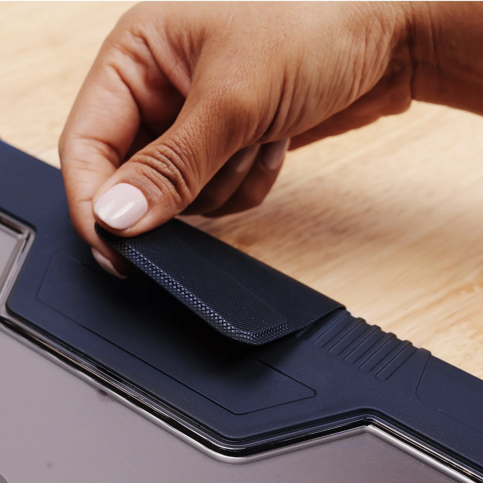 TEKNE Shockproof Vegan Leather Case for iPad Pro 11 M4 | Stand Function | Drop Protection - Blue - Image 7