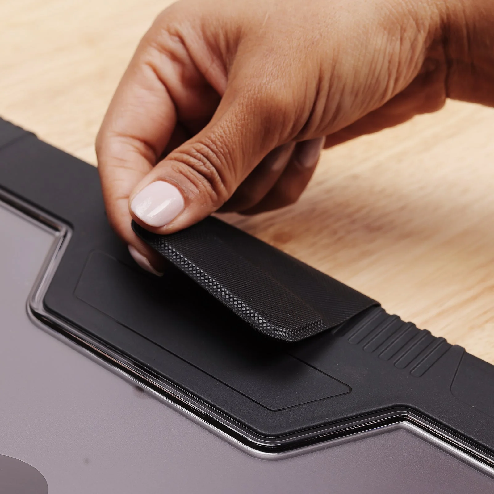 TEKNE Shockproof Vegan Leather Case for iPad Pro 13 M4 | Stand Function | Drop Protection - Grey - Image 8
