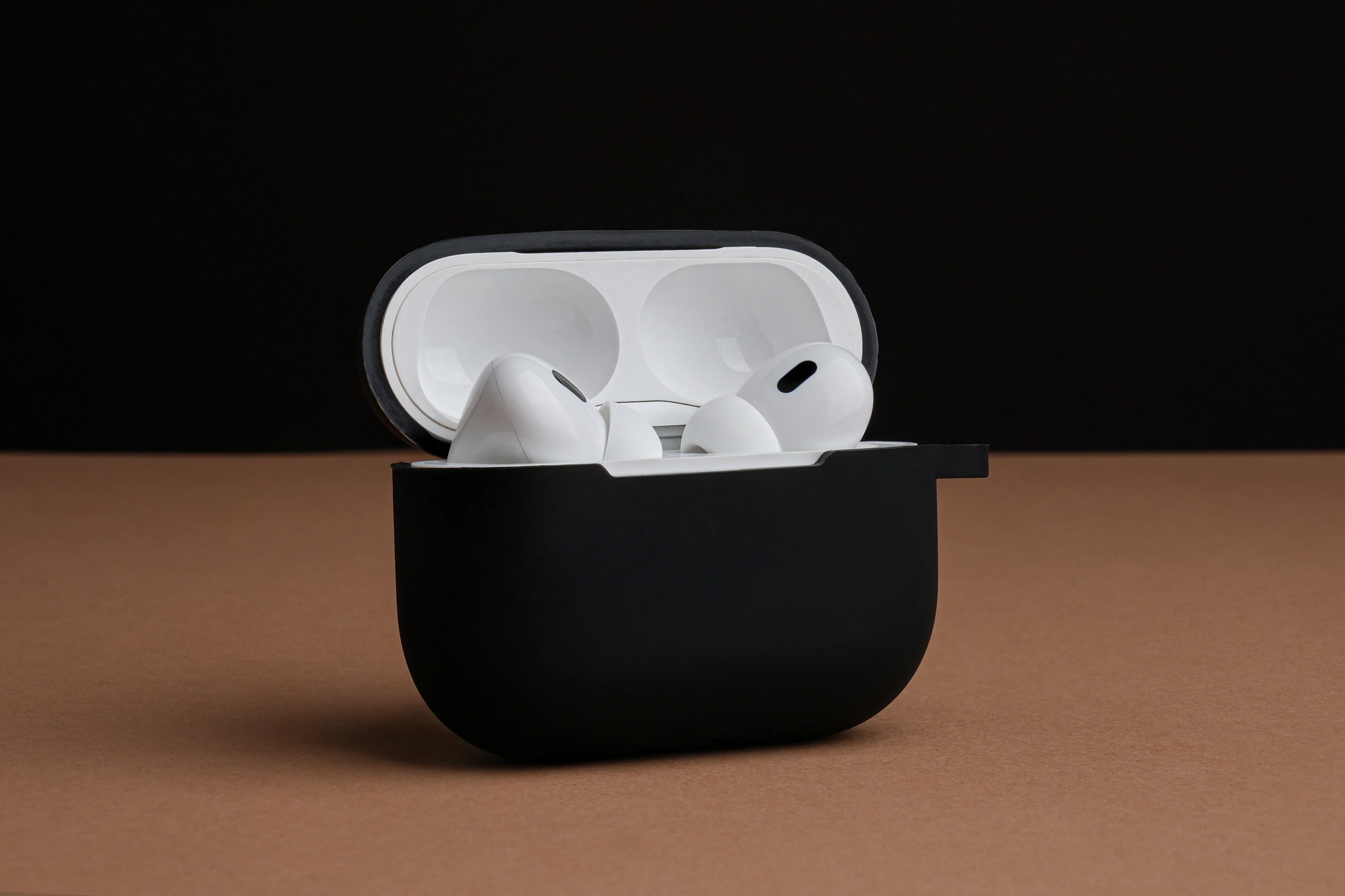 TEKNE Silicone Airpod Case for Airpods Pro-Classic BLK - Image 5
