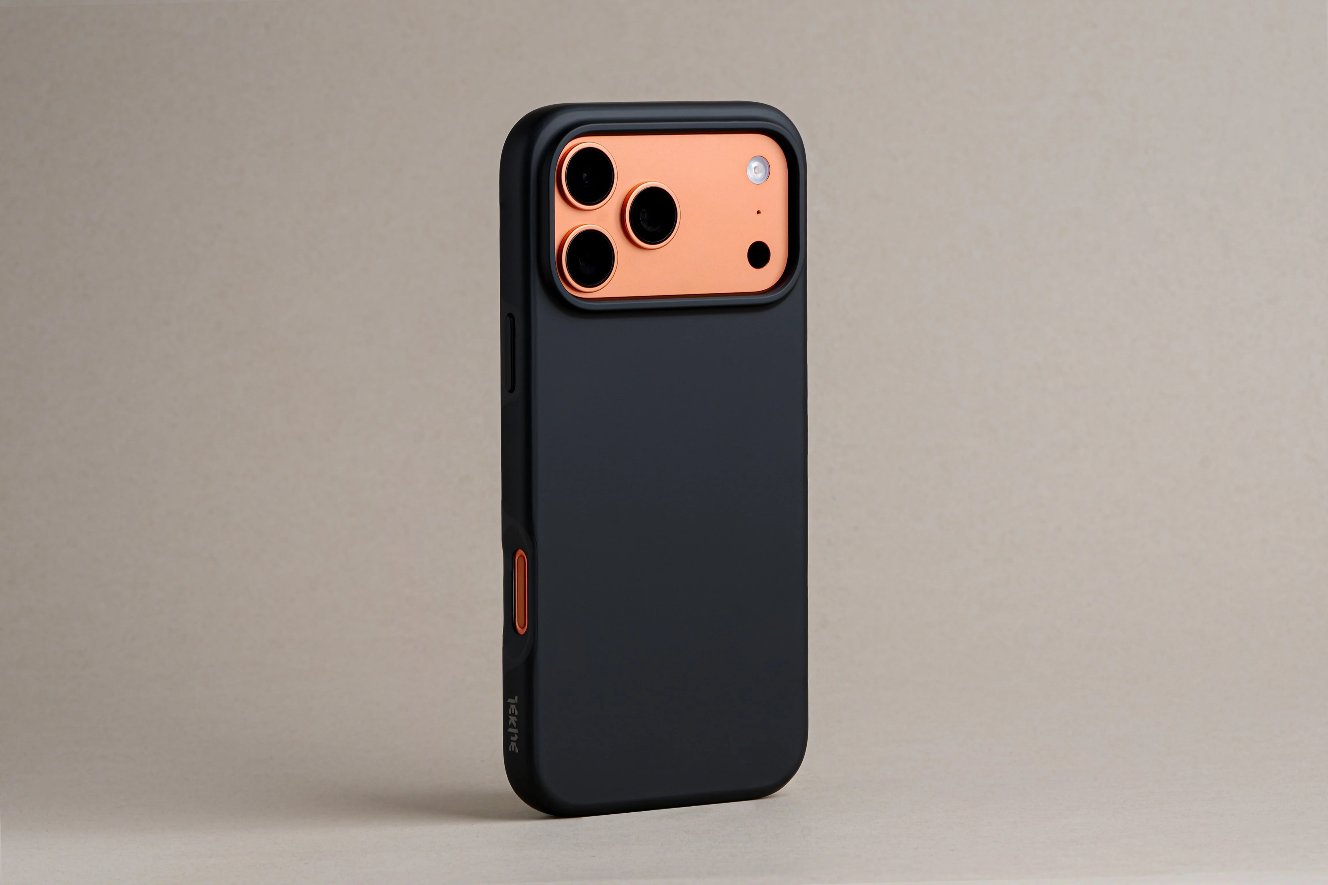 TEKNE Solid MagSafe Case for iPhone 17 Pro Max-Black - Image 3