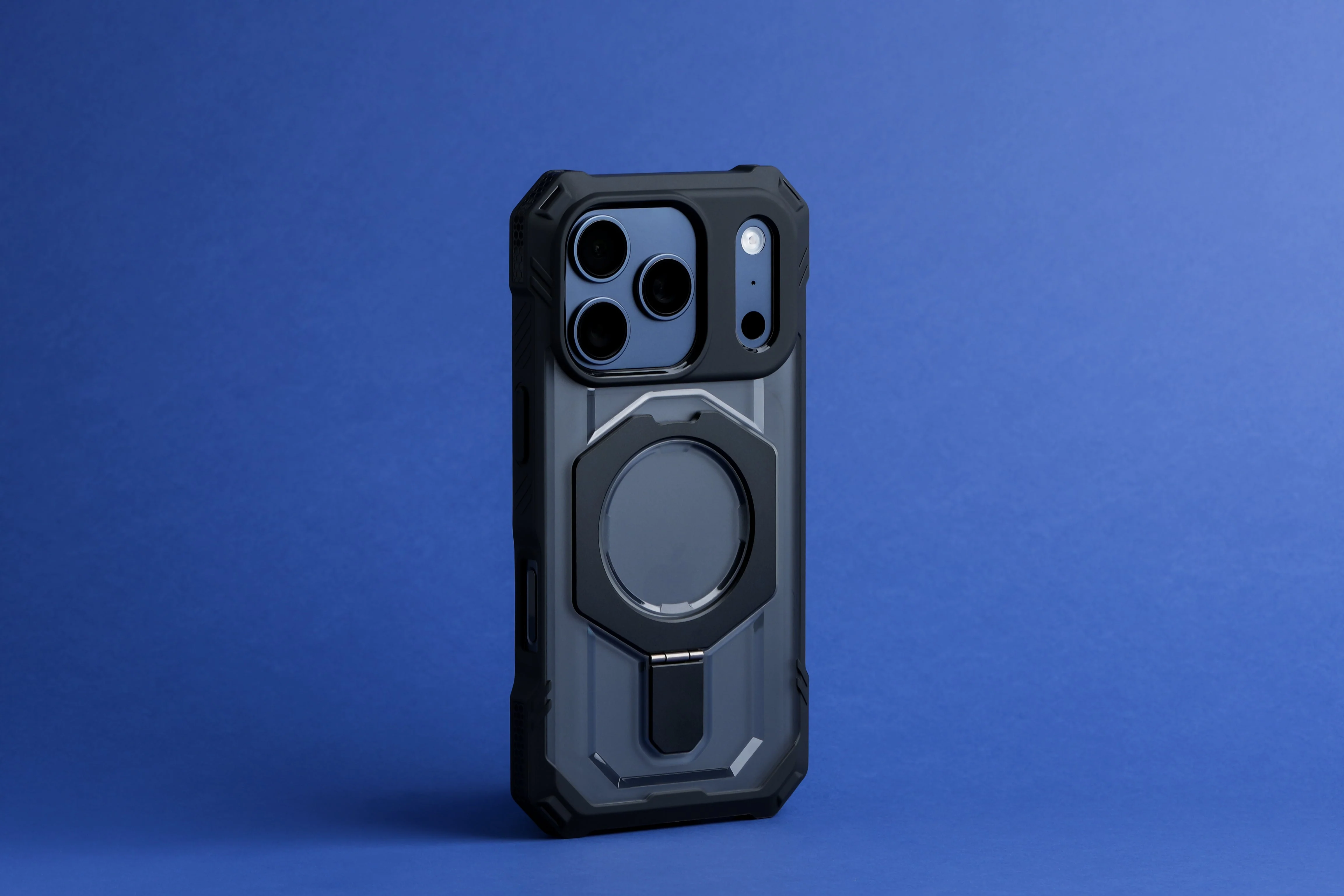 TEKNE Titan Defender Case for iPhone 17 Pro-Black - Image 2