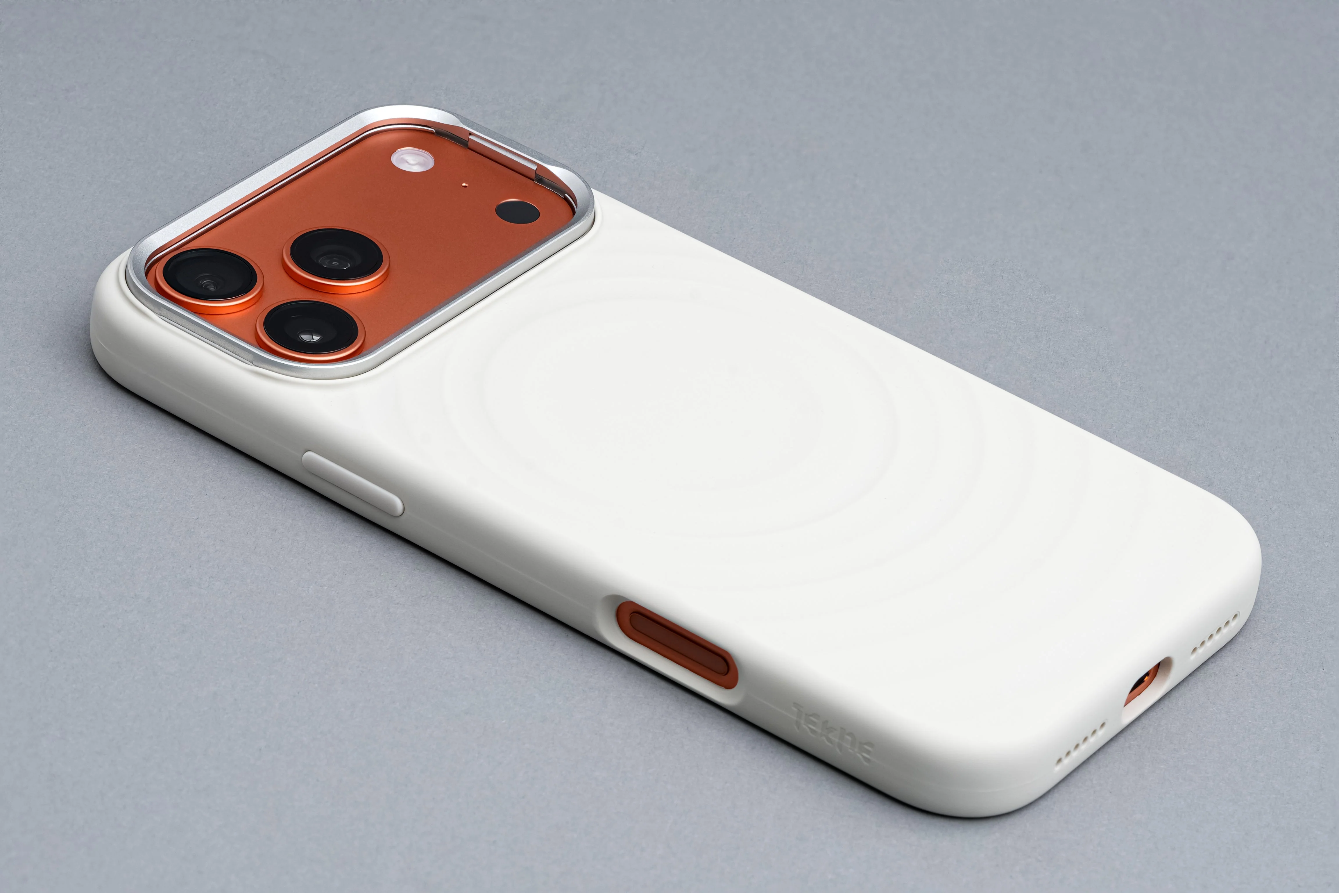 TEKNE WaveStand Silicone Case for iPhone 17 Pro Max-Beige - Image 2