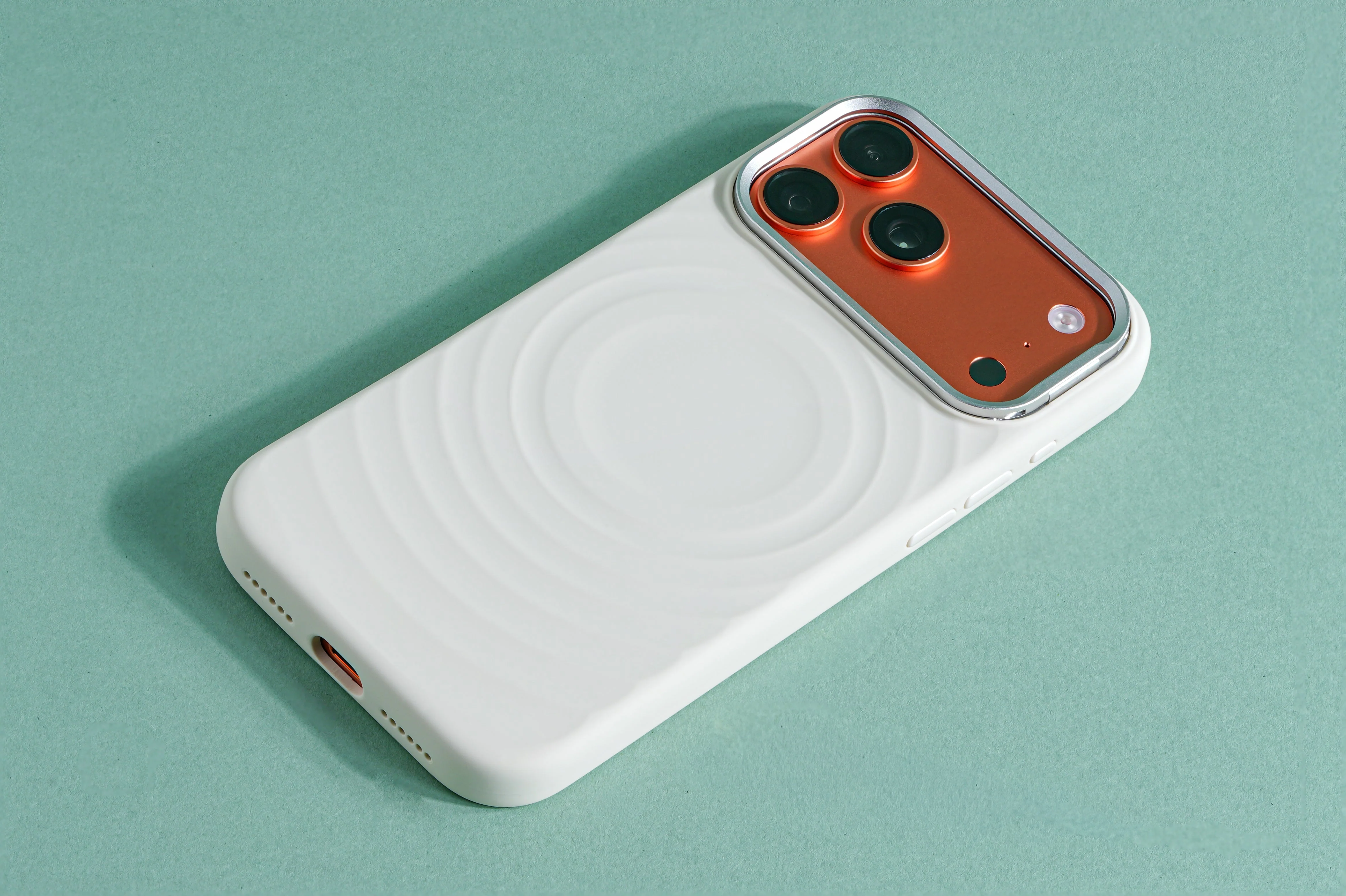 TEKNE WaveStand Silicone Case for iPhone 17 Pro Max-Beige - Image 3