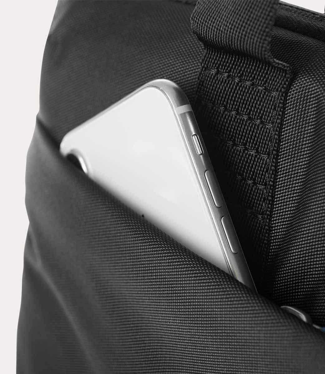 Tucano Super Slim Bag for MacBook Or Laptop 13.3" and 14" - Image 7