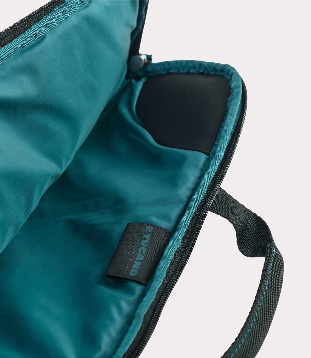 Tucano Super Slim Bag for MacBook Or Laptop 13.3" and 14" - Image 8